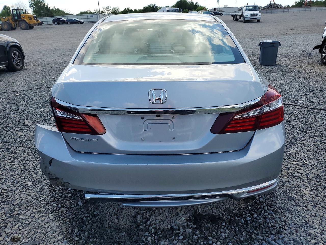 2017 HONDA ACCORD