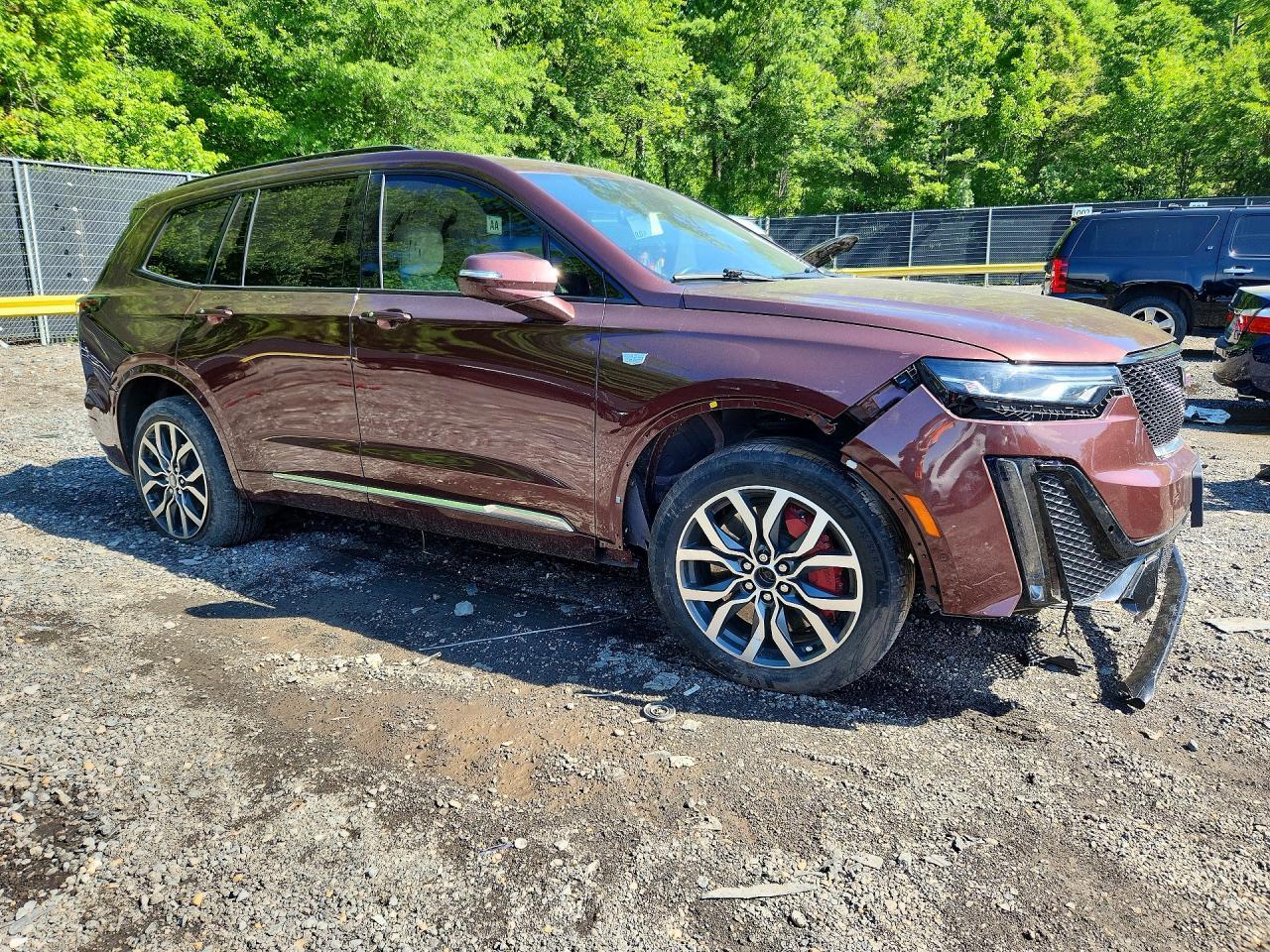 2022 CADILLAC XT6