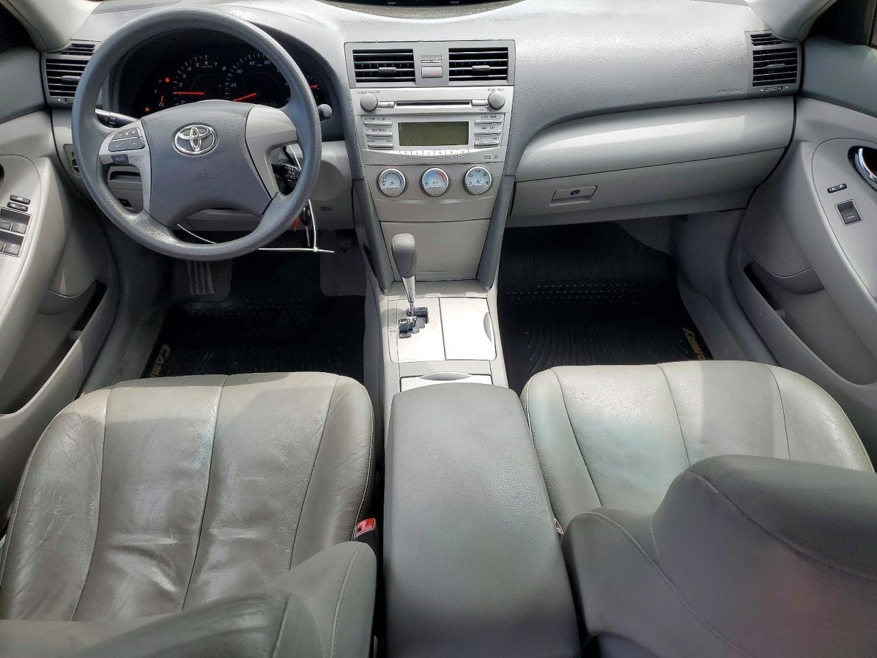 2010 TOYOTA CAMRY