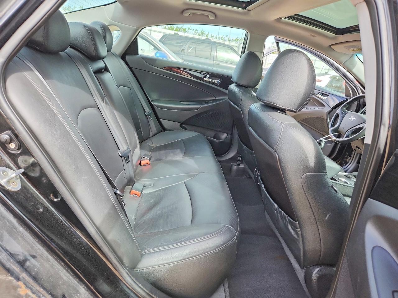 2012 HYUNDAI SONATA