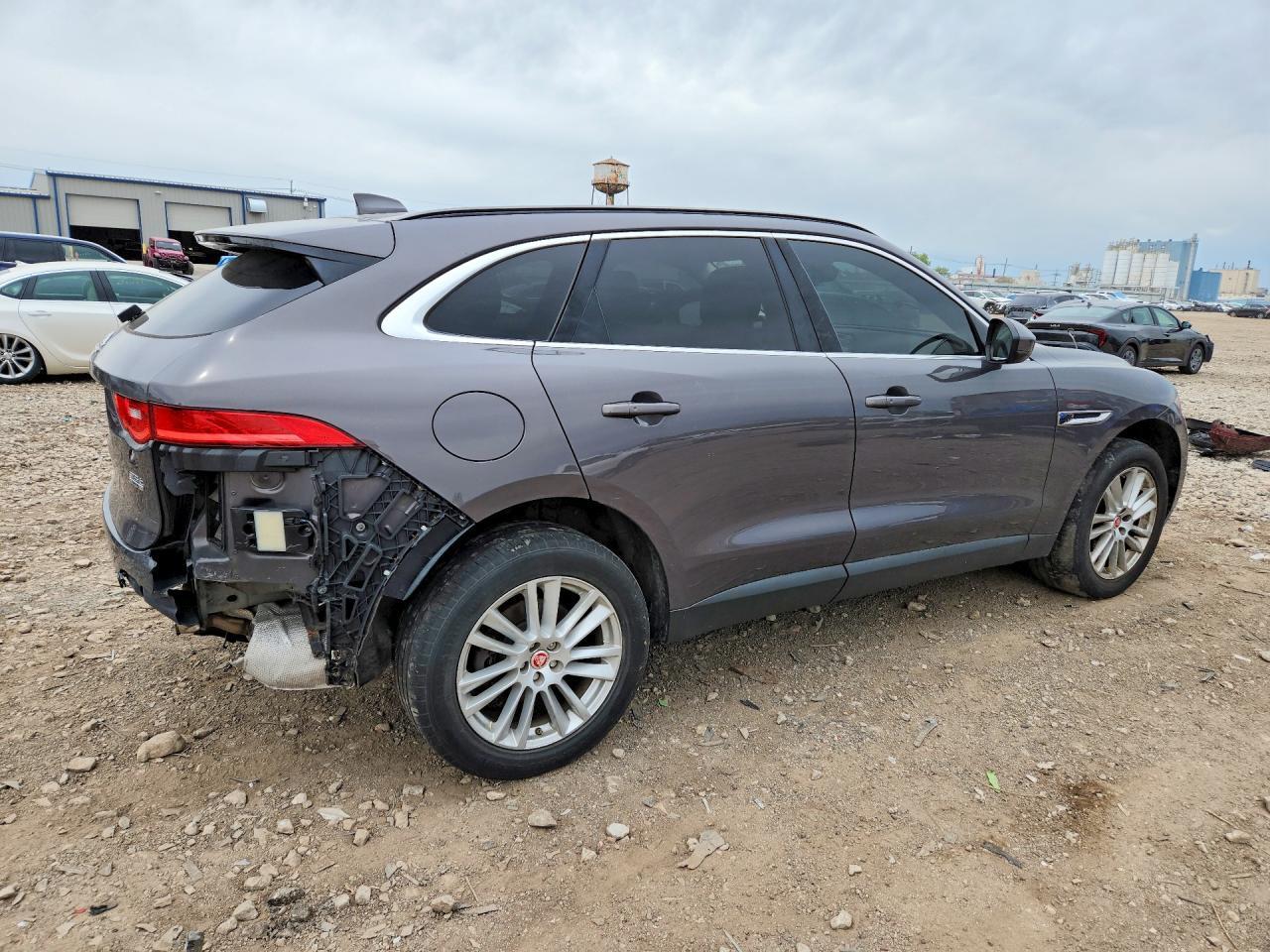 2017 JAGUAR F-Pace