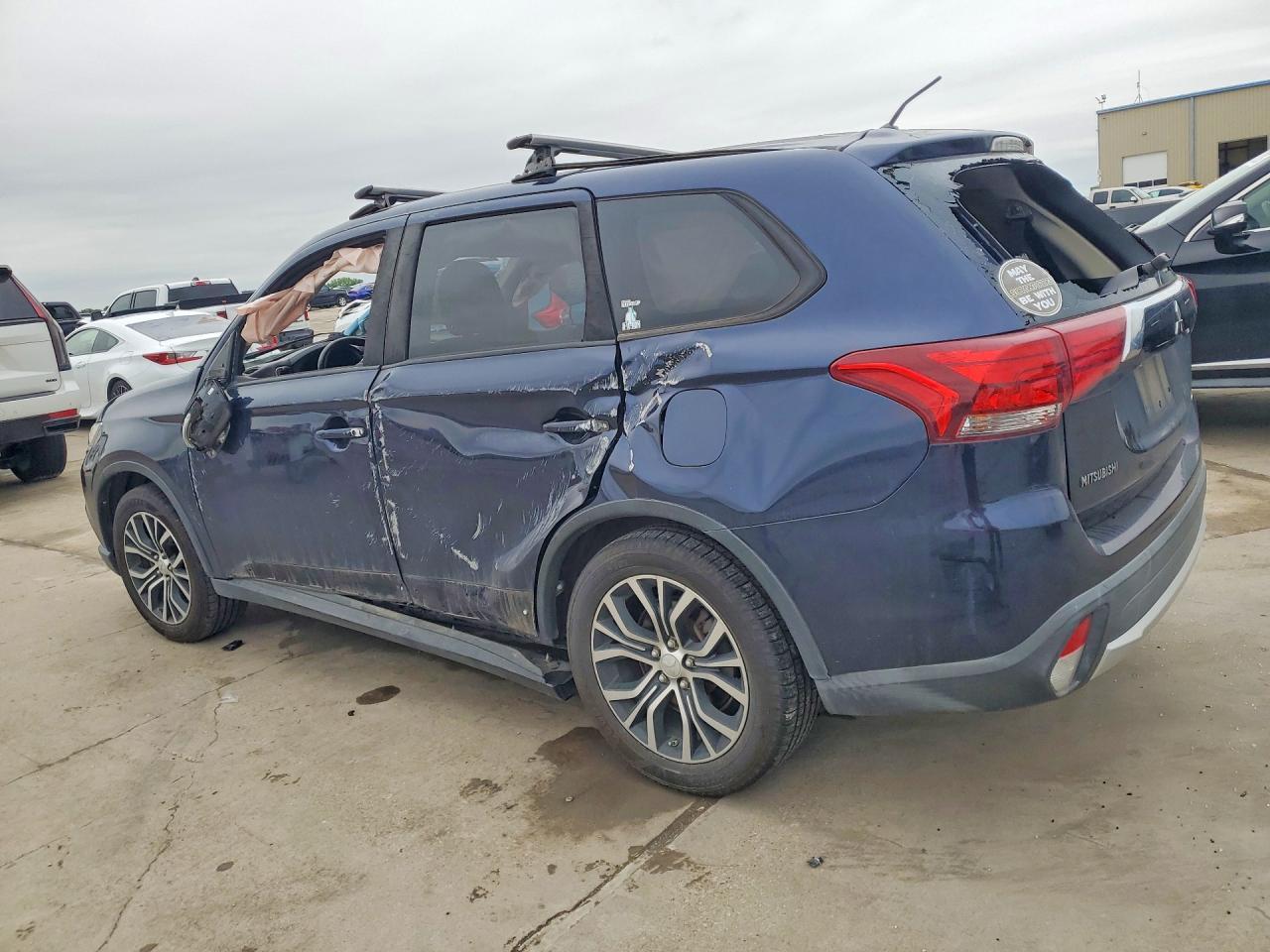 2016 MITSUBISHI outlander