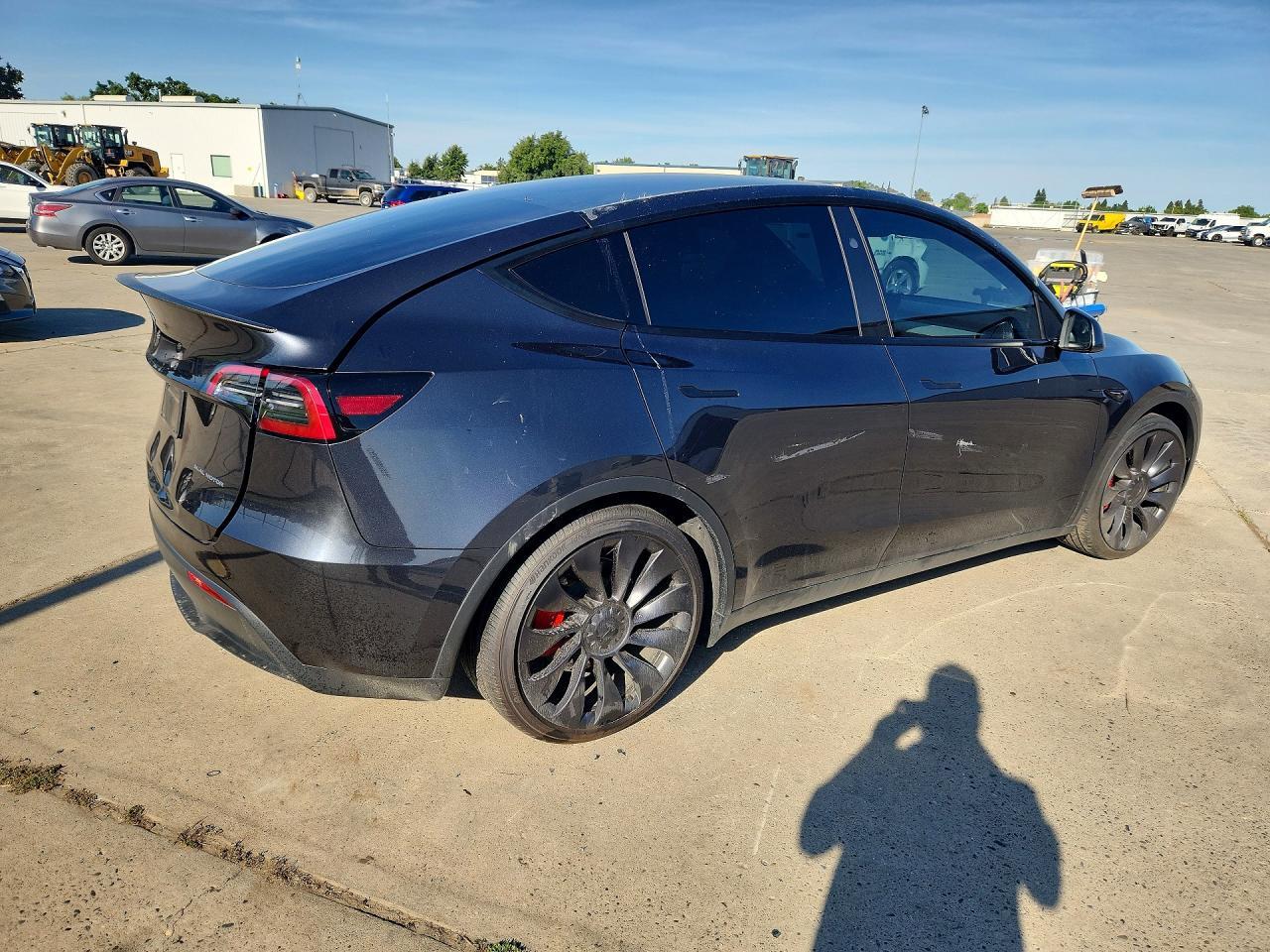 2024 TESLA MODEL Y