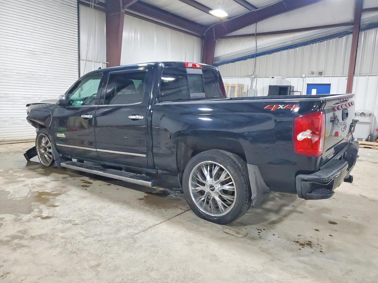 2018 CHEVROLET Silverado