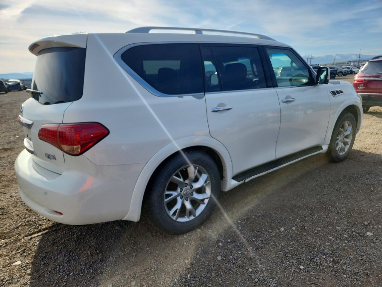 2012 INFINITI QX56