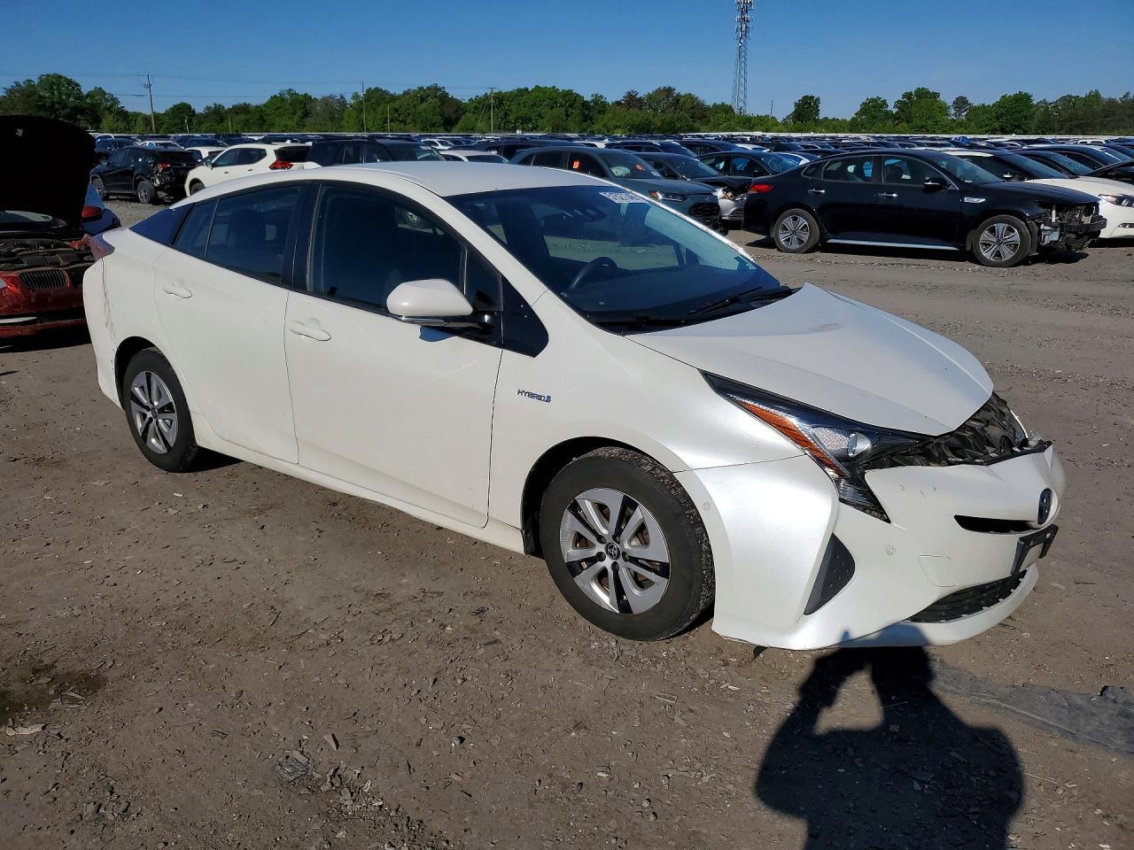 2017 TOYOTA PRIUS