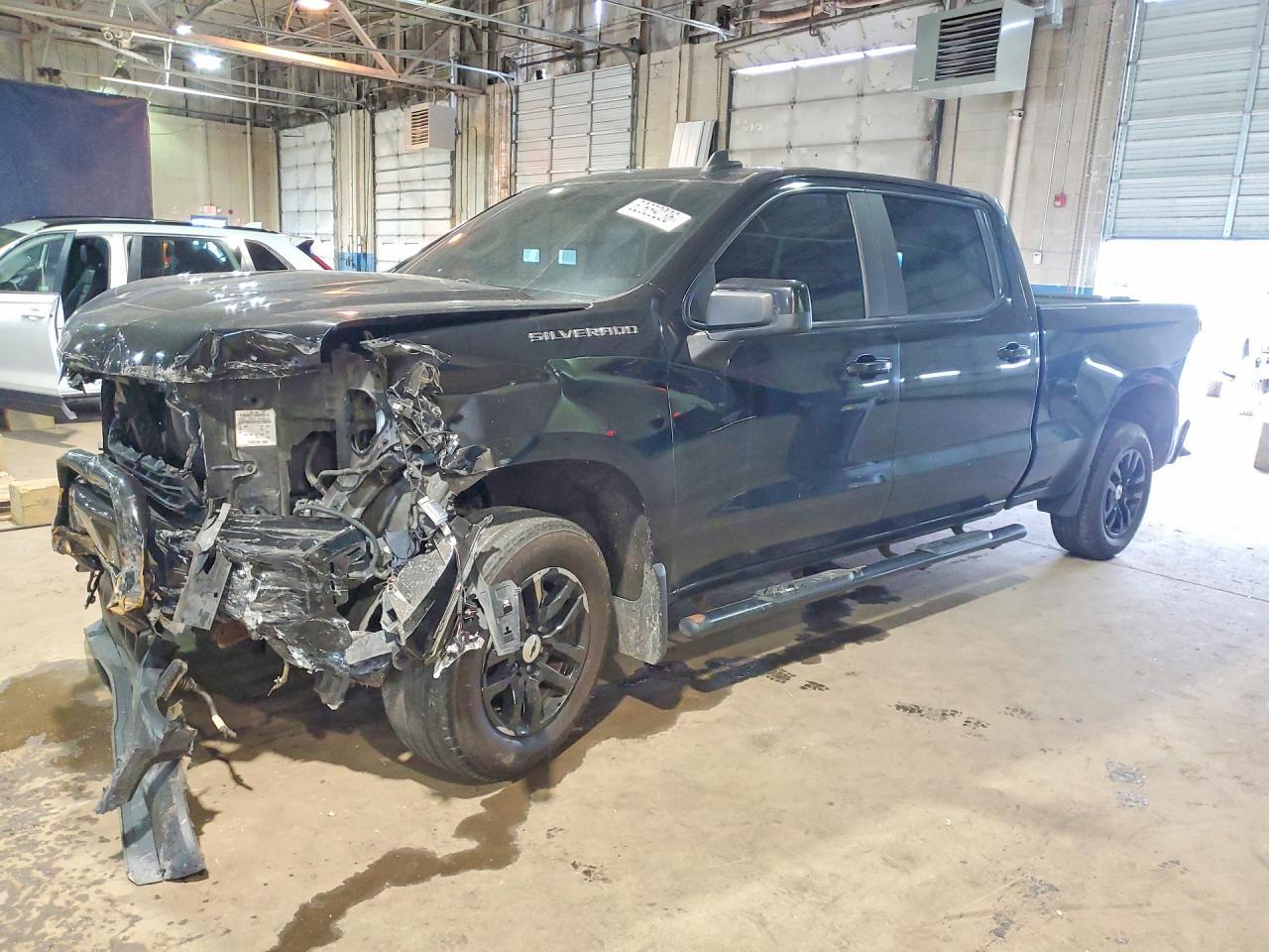 2021 CHEVROLET Silverado
