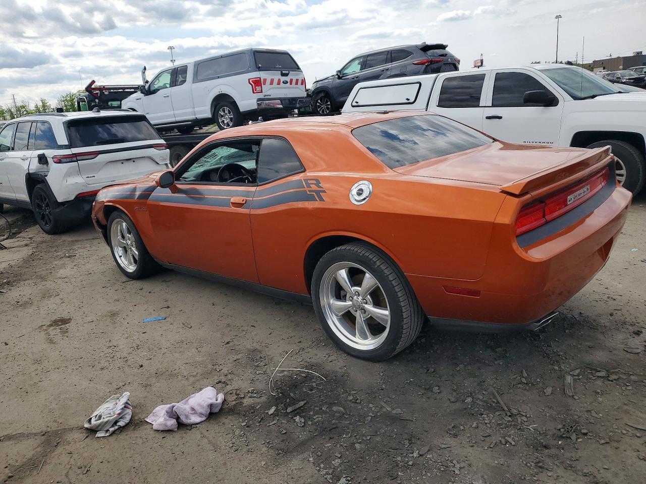 2011 DODGE Challenger