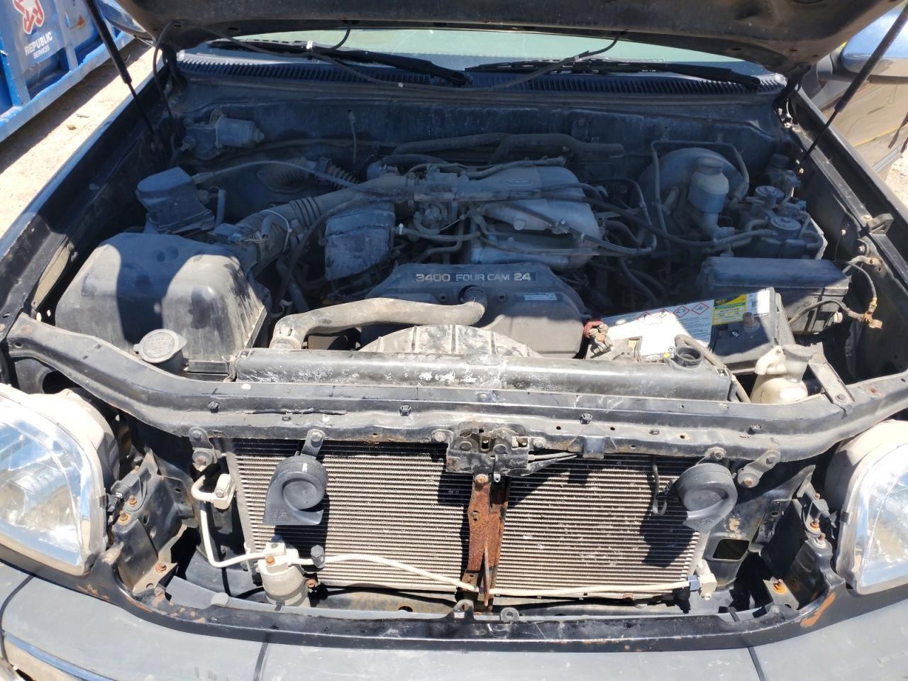 2002 TOYOTA TUNDRA