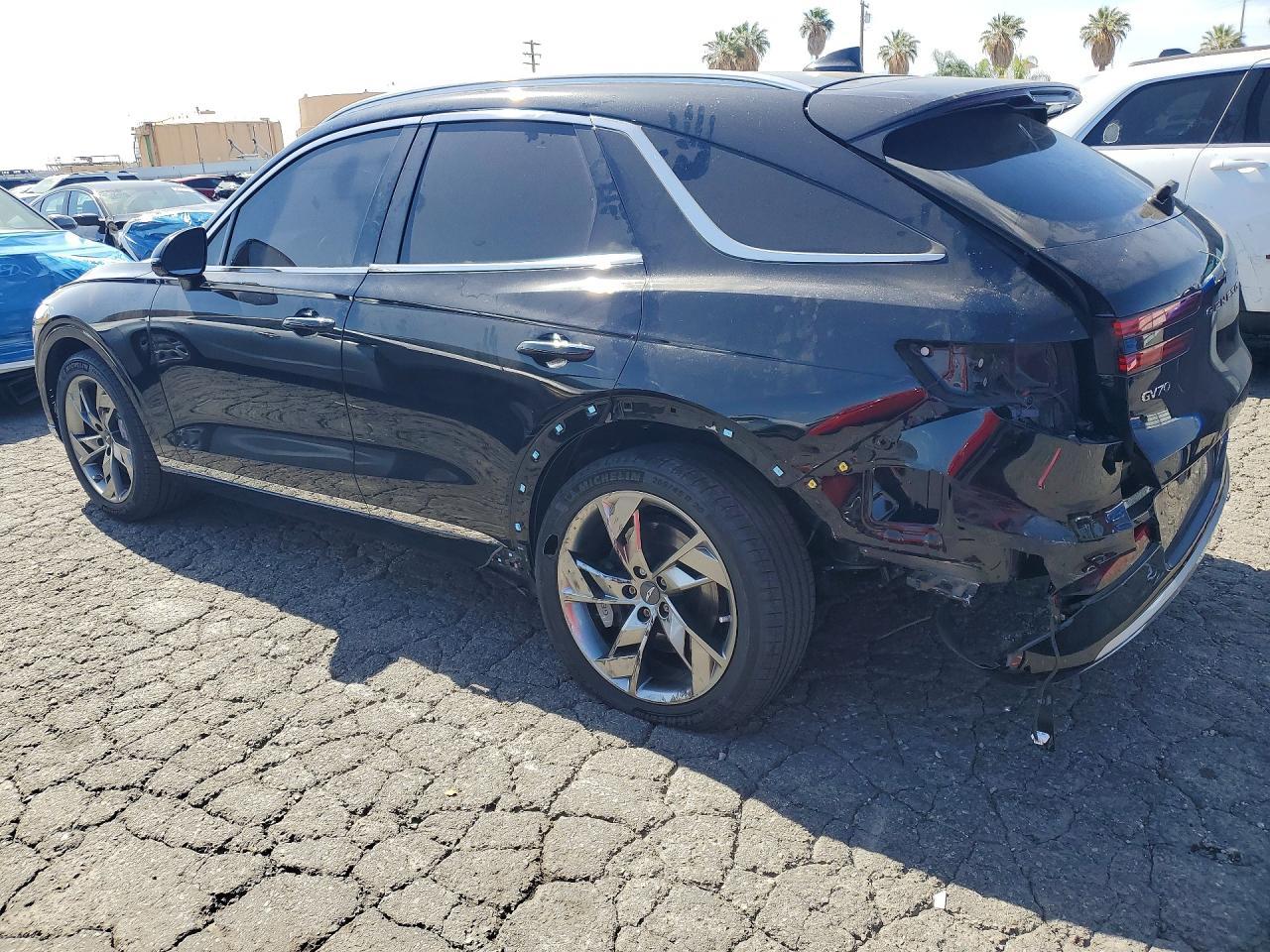 2024 GENESIS GV70