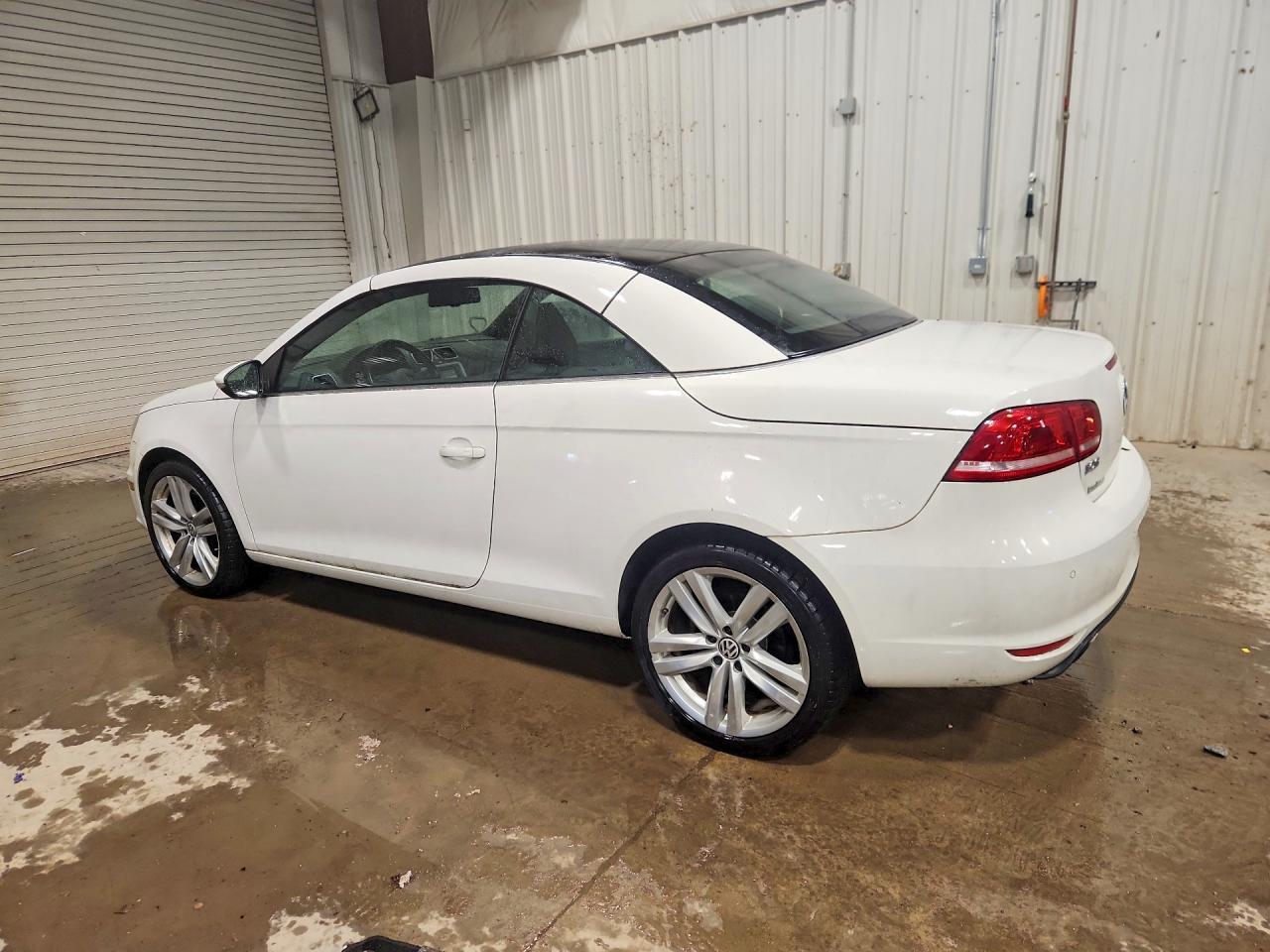 2014 VOLKSWAGEN EOS