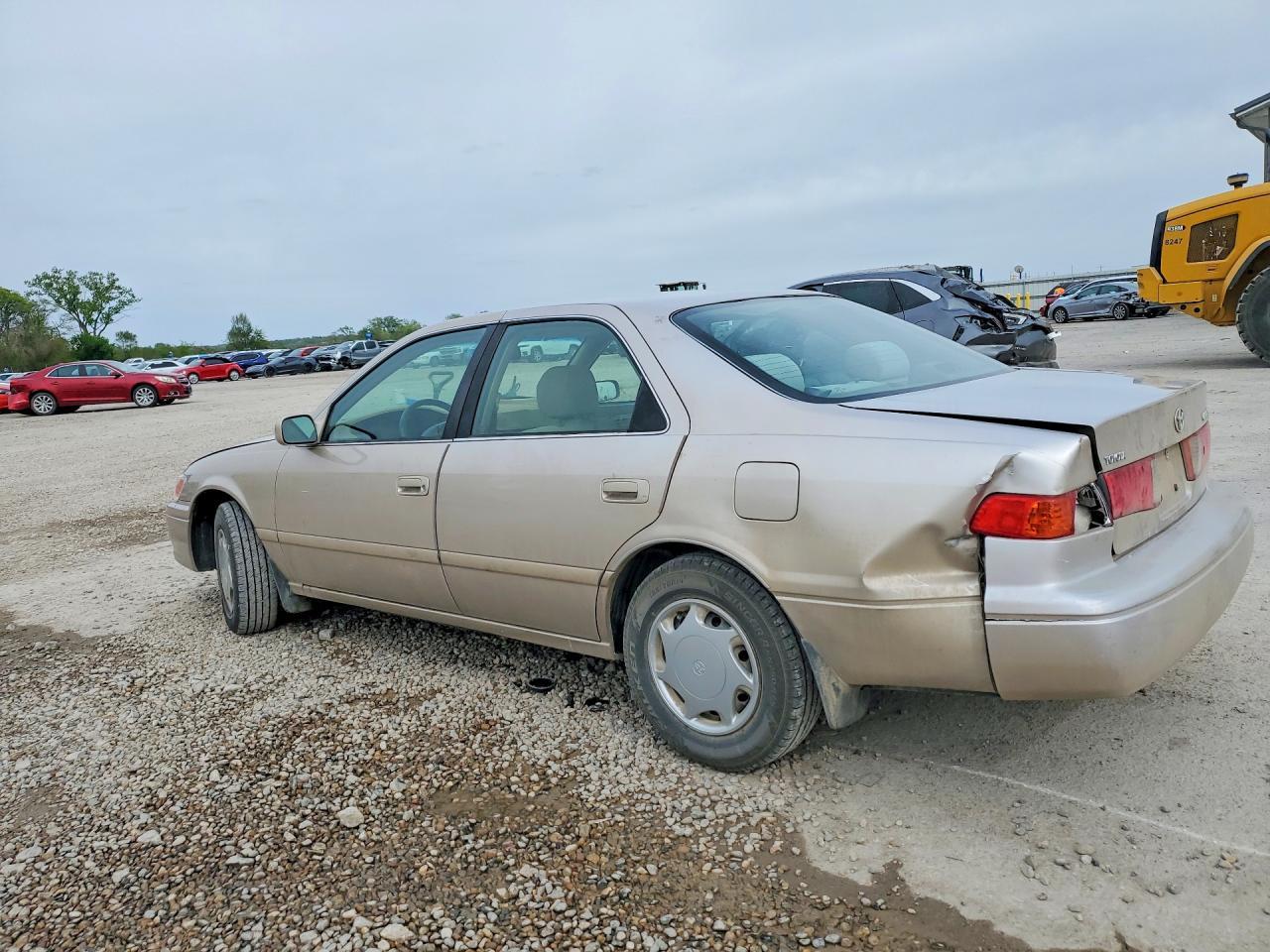 2000 TOYOTA CAMRY
