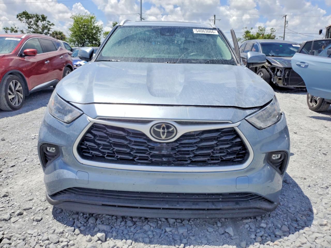 2022 TOYOTA HIGHLANDER