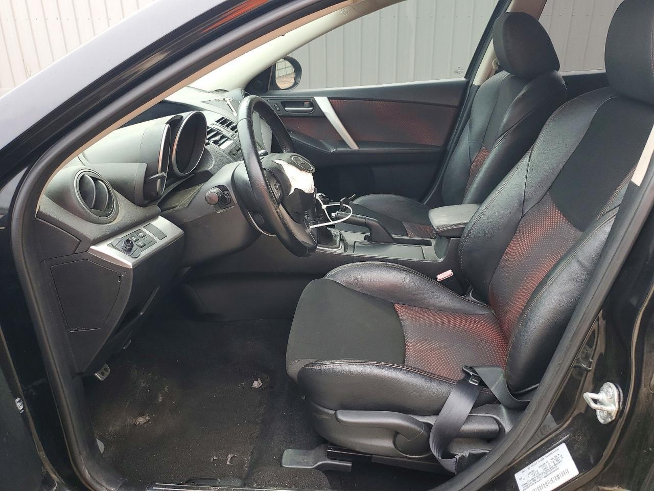 2013 MAZDA 3