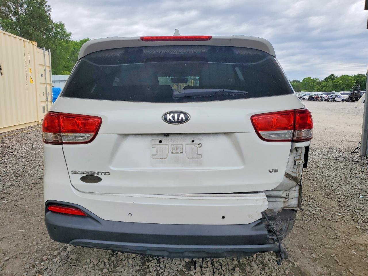 2016 KIA SORENTO