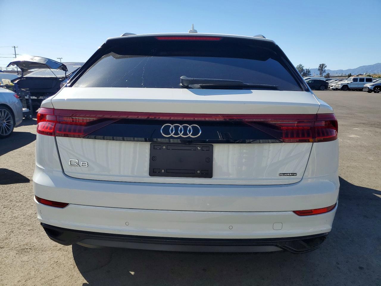 2023 AUDI Q8