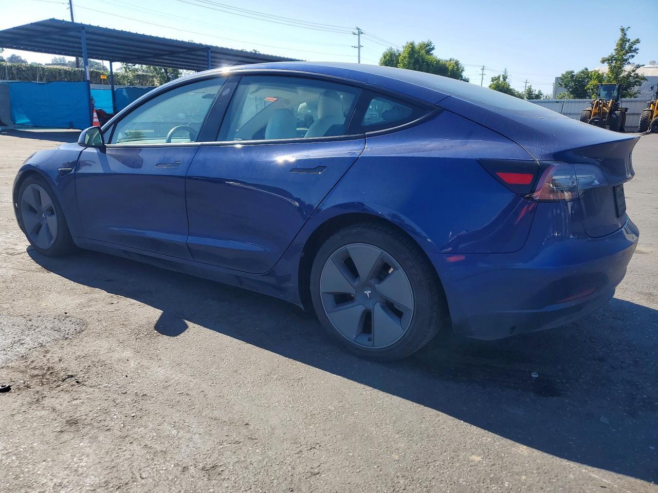 2021 TESLA MODEL 3
