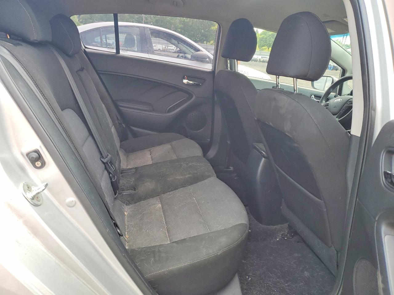 2016 KIA FORTE