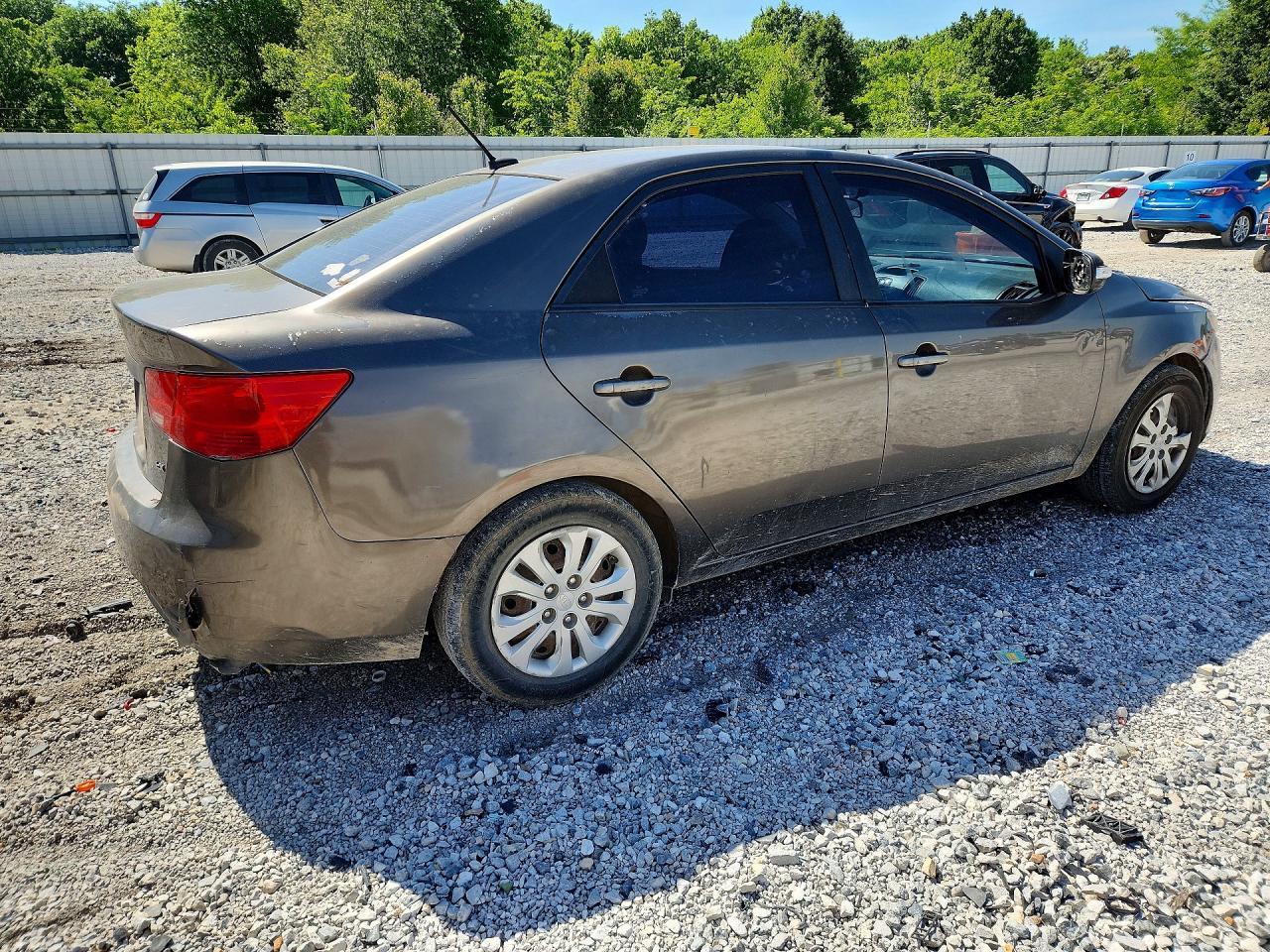 2010 KIA FORTE