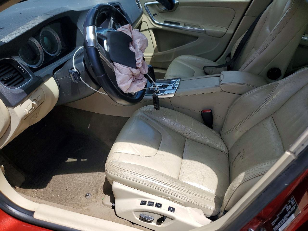 2012 VOLVO S60