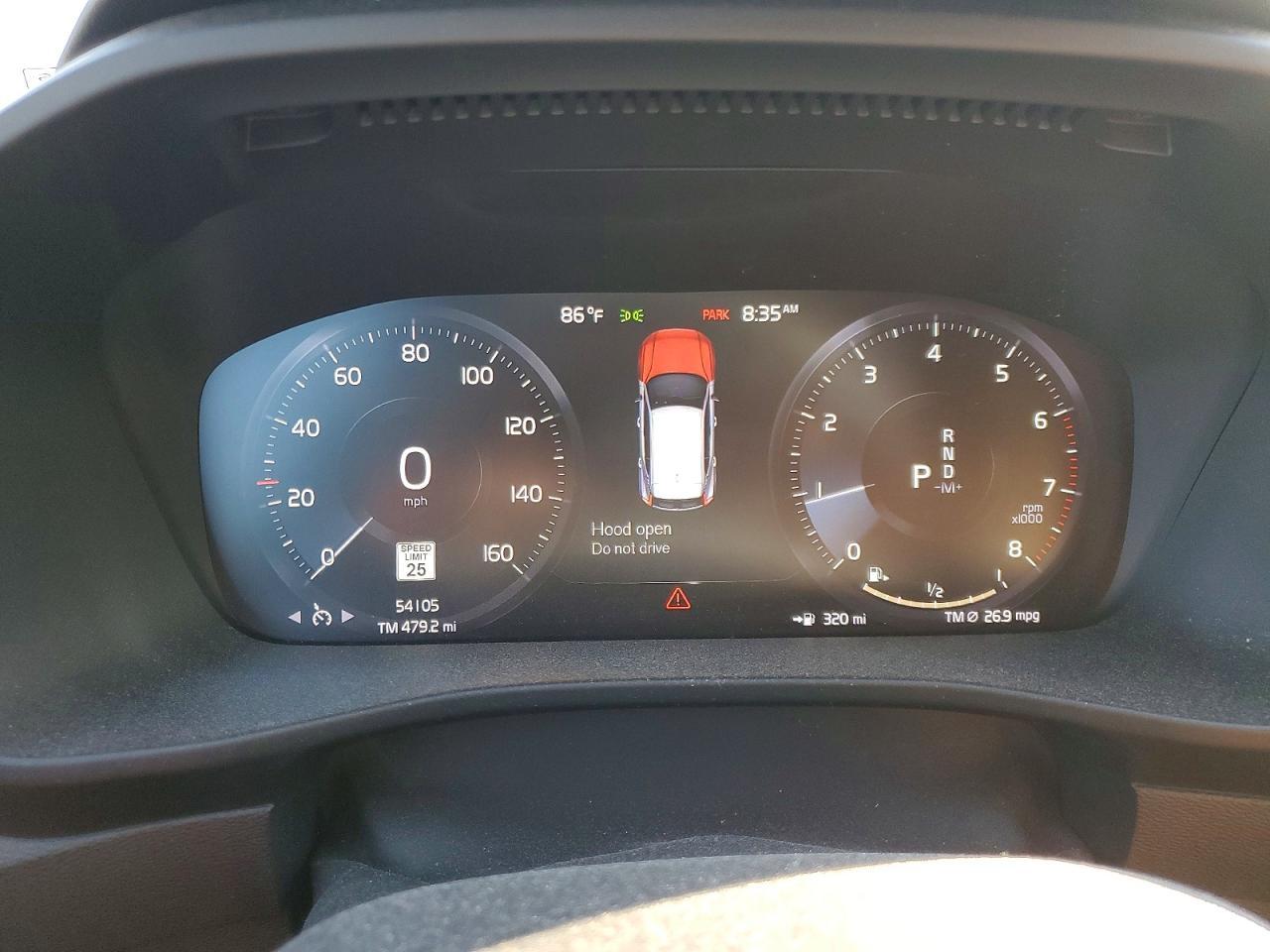 2020 VOLVO XC40