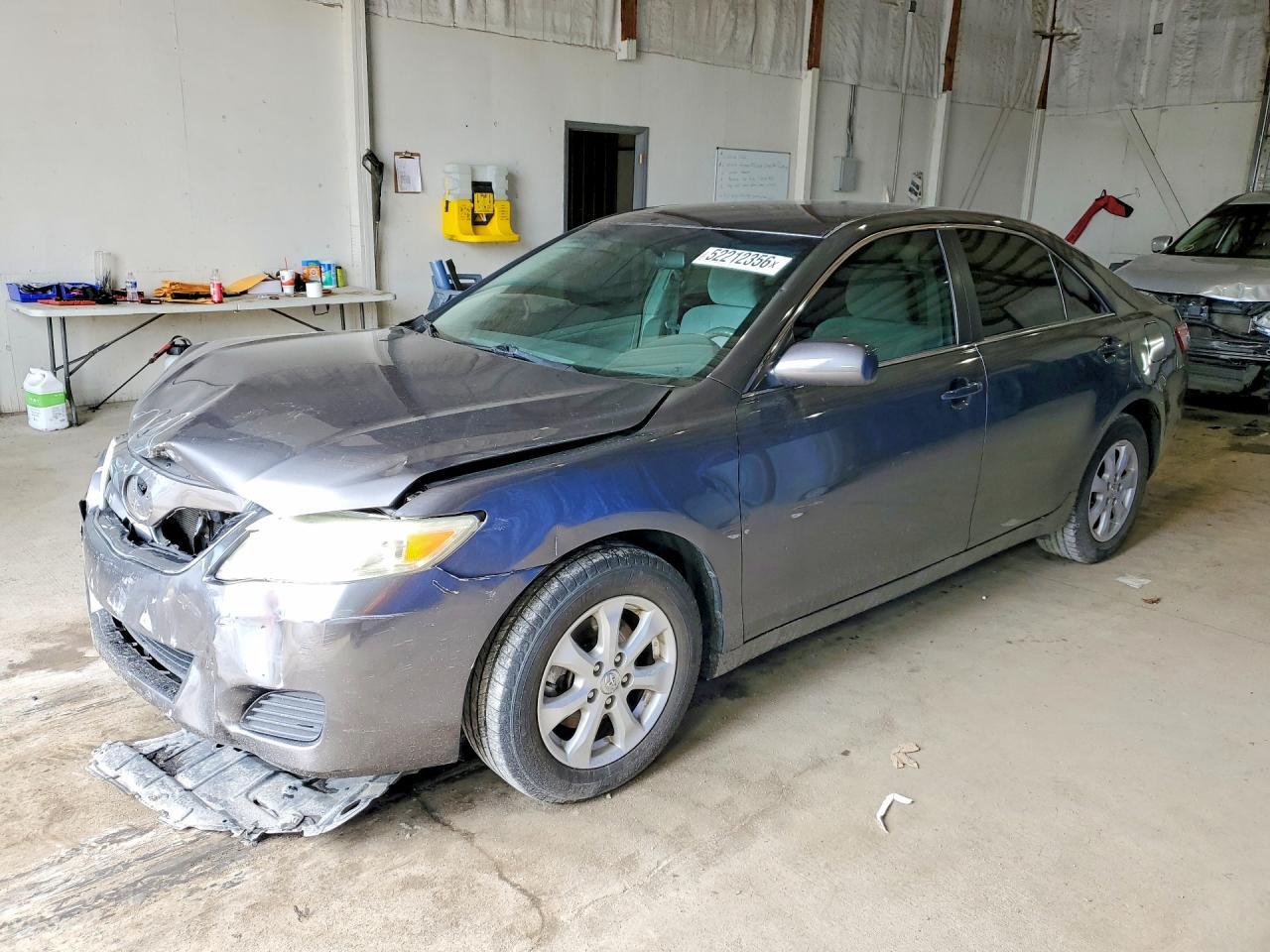 2011 TOYOTA CAMRY