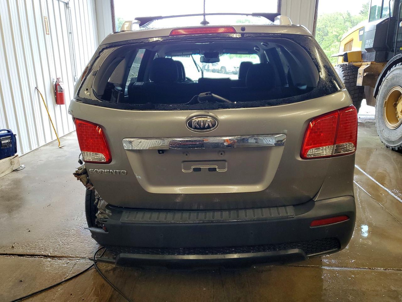 2011 KIA SORENTO