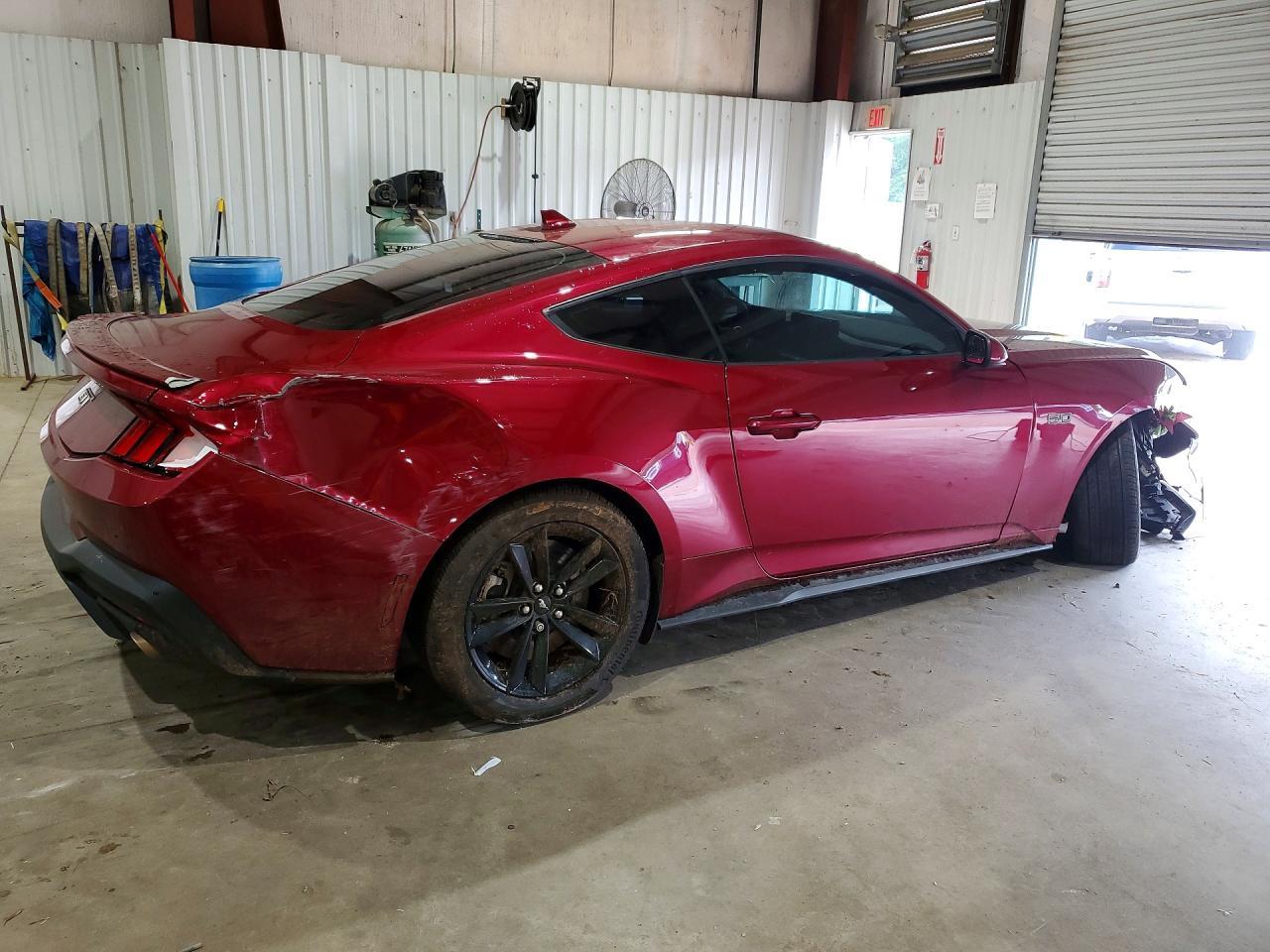 2025 FORD MUSTANG
