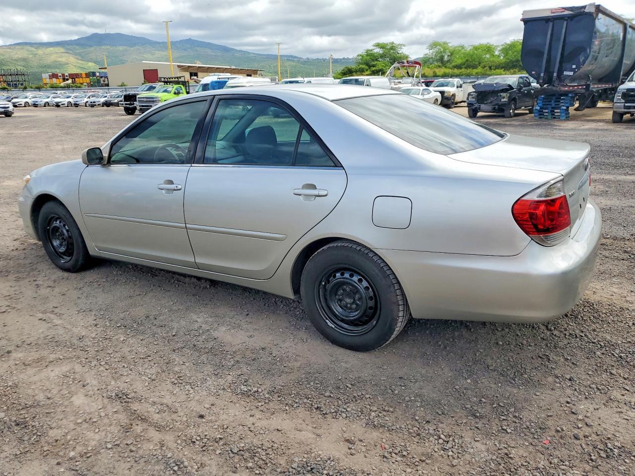 2005 TOYOTA CAMRY