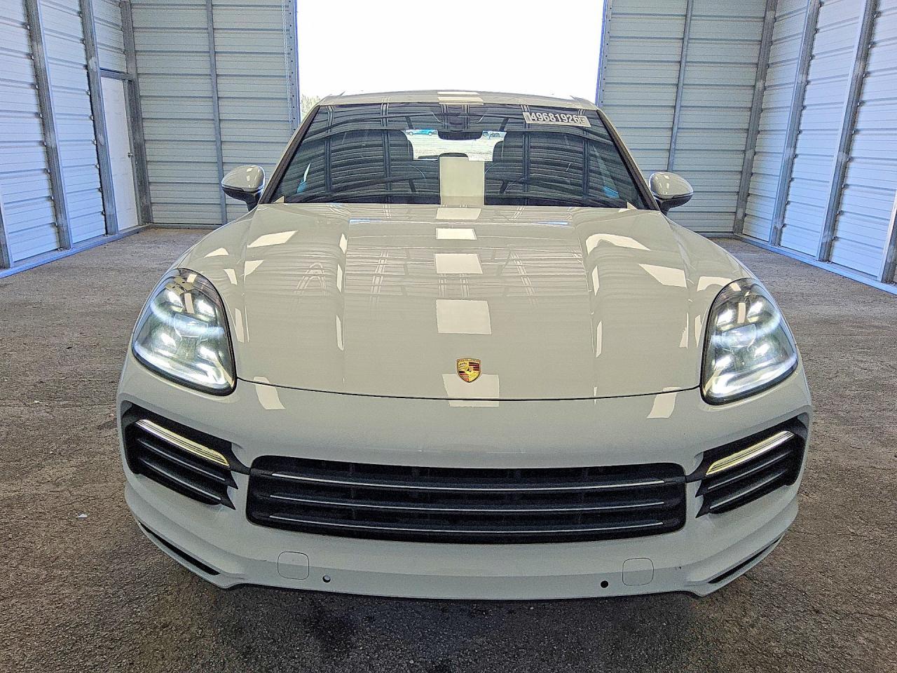 2019 PORSCHE CAYENNE