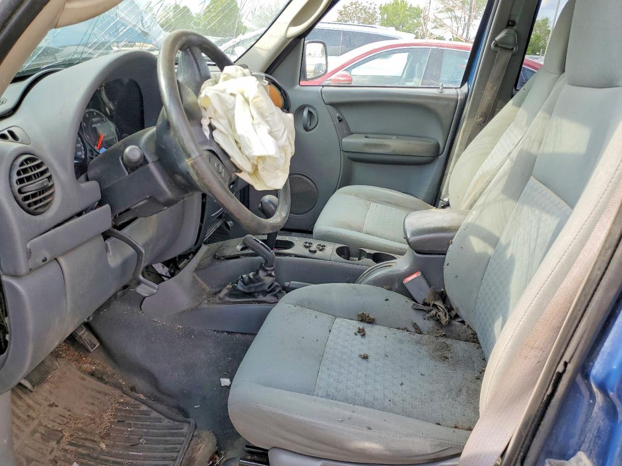2005 JEEP Liberty