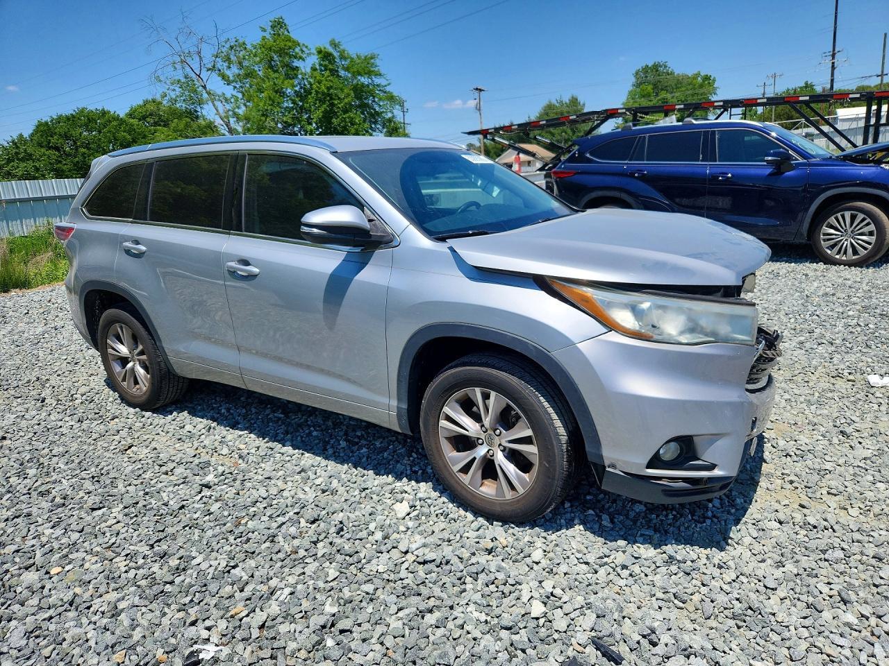 2015 TOYOTA HIGHLANDER