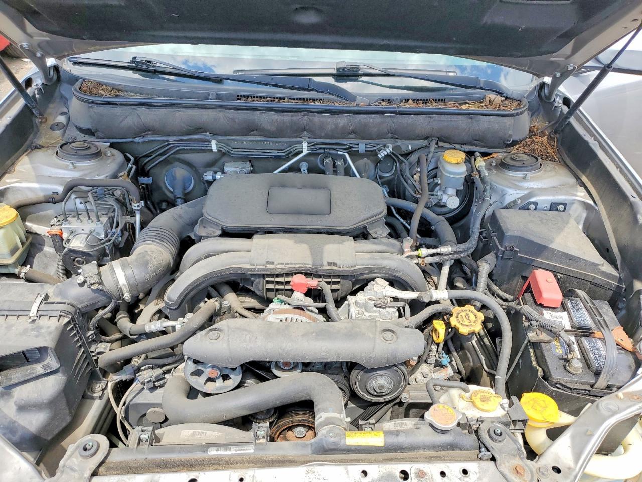 2010 SUBARU Outback