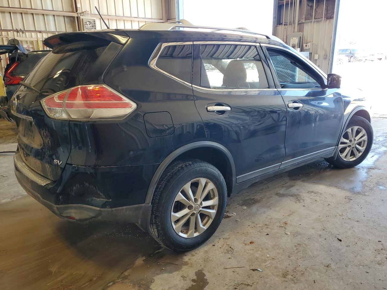 2015 NISSAN ROGUE
