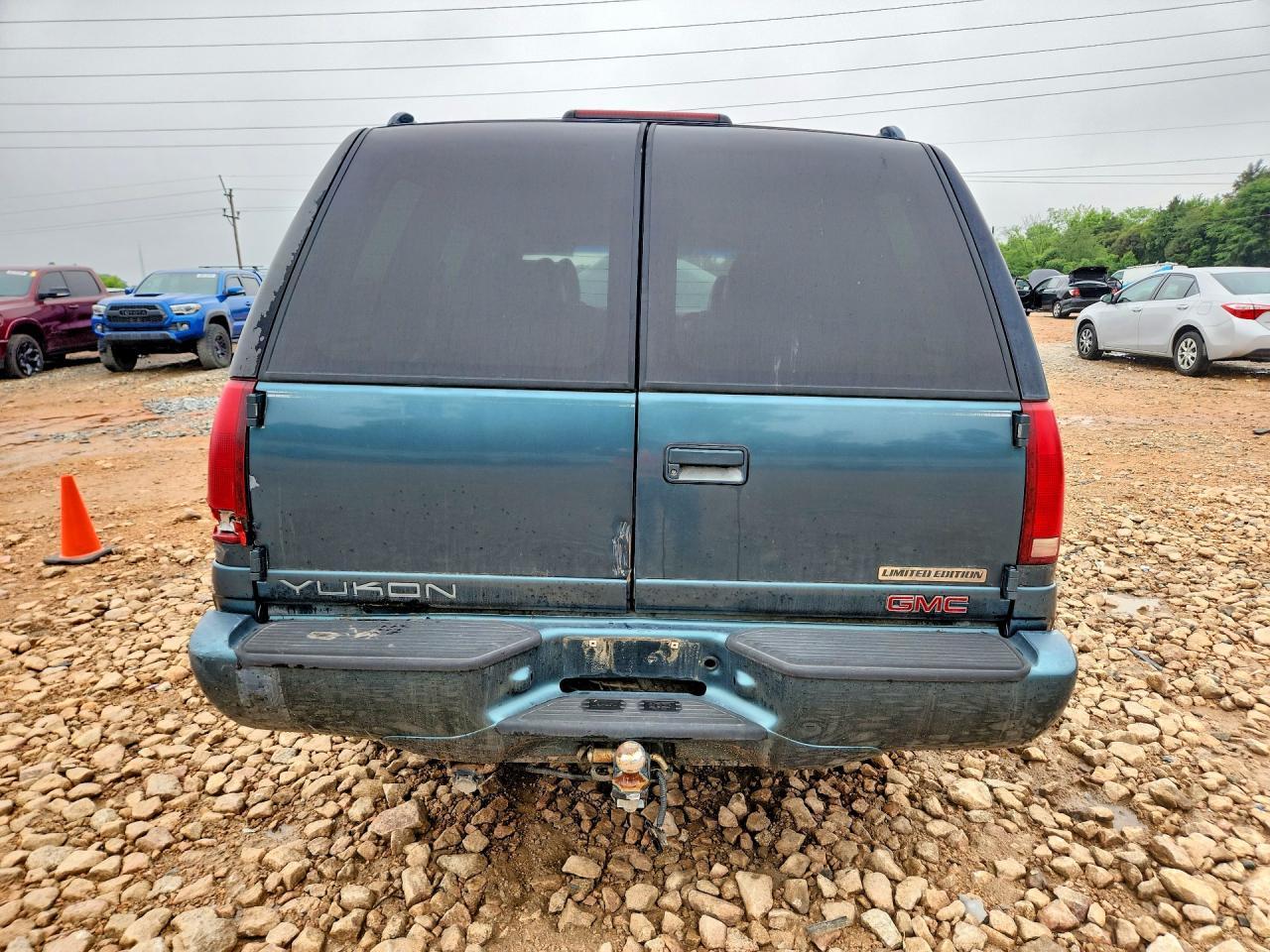 1999 GMC Denali
