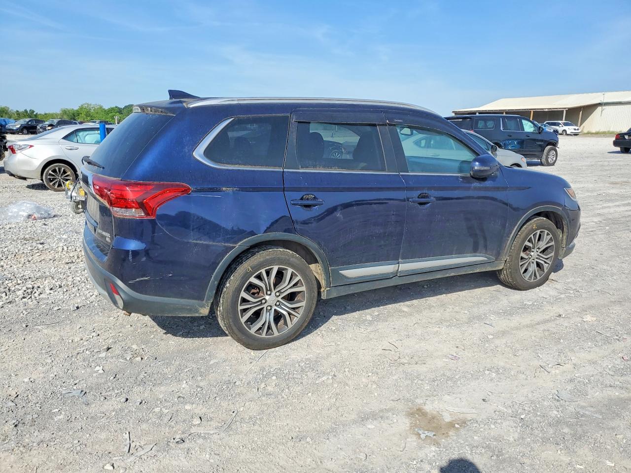 2017 MITSUBISHI outlander