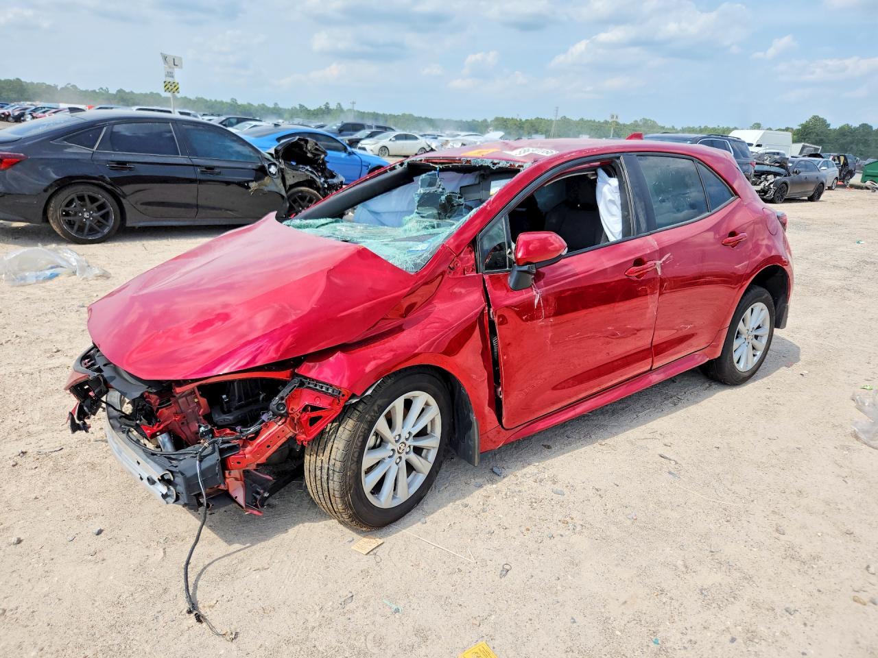 2025 TOYOTA COROLLA