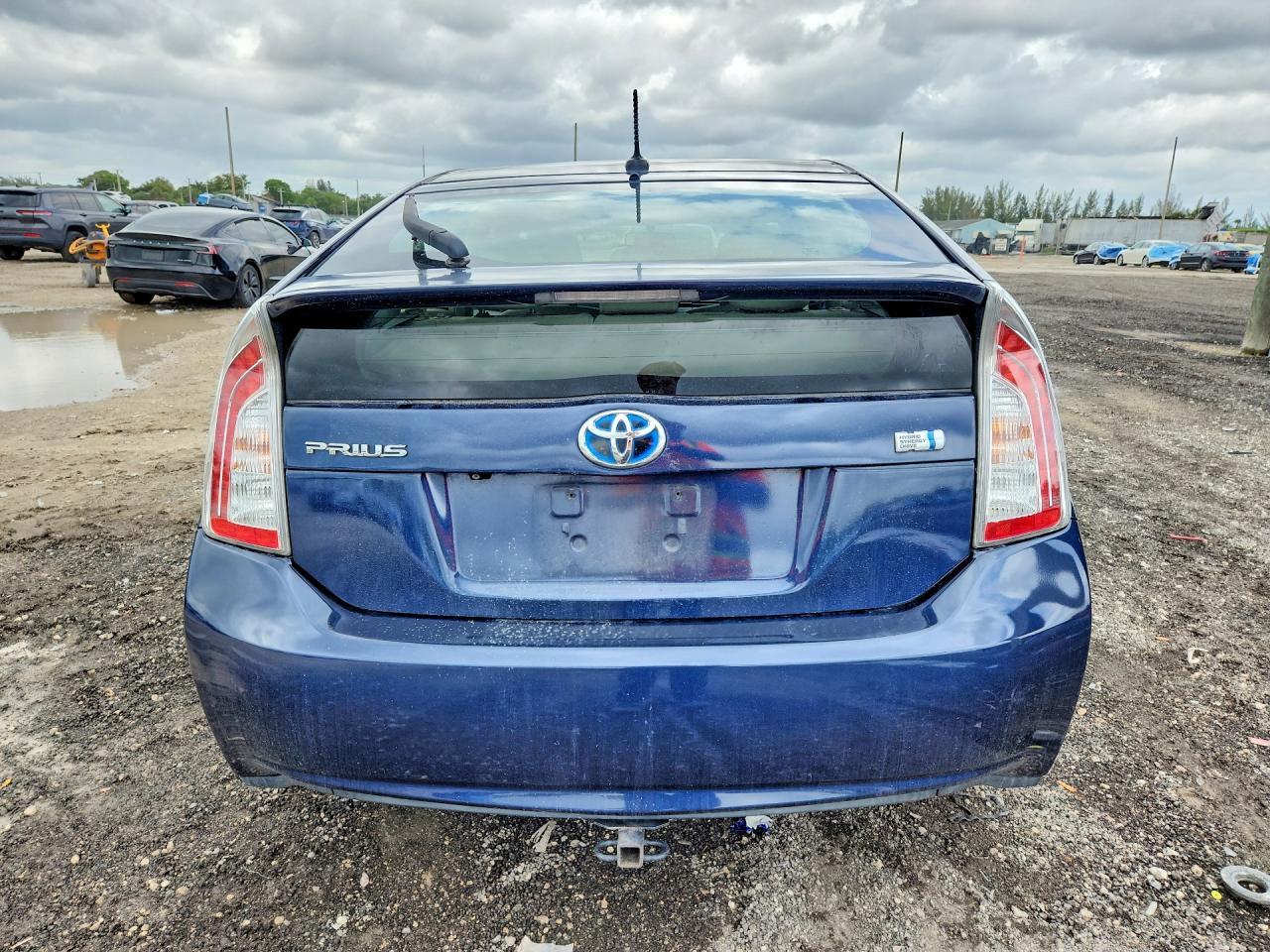 2012 TOYOTA PRIUS