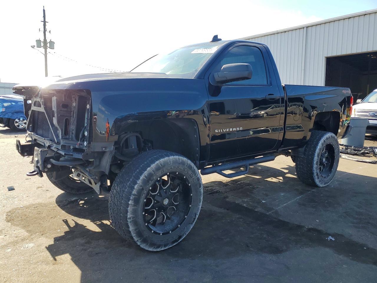 2017 CHEVROLET Silverado