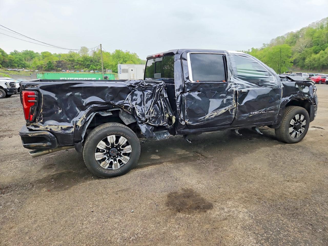 2025 GMC Sierra