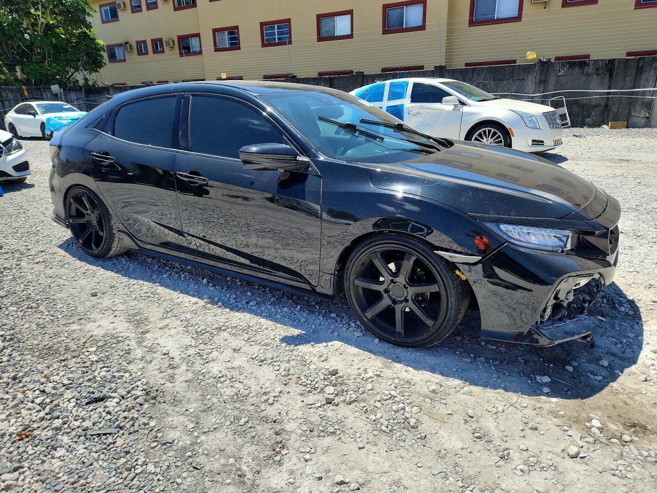 2018 HONDA CIVIC