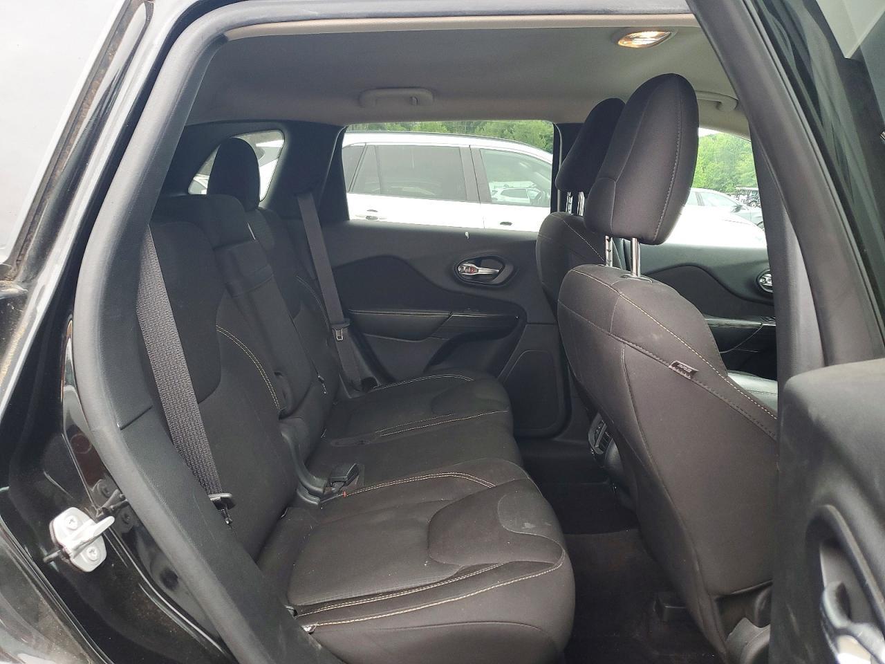 2016 JEEP CHEROKEE