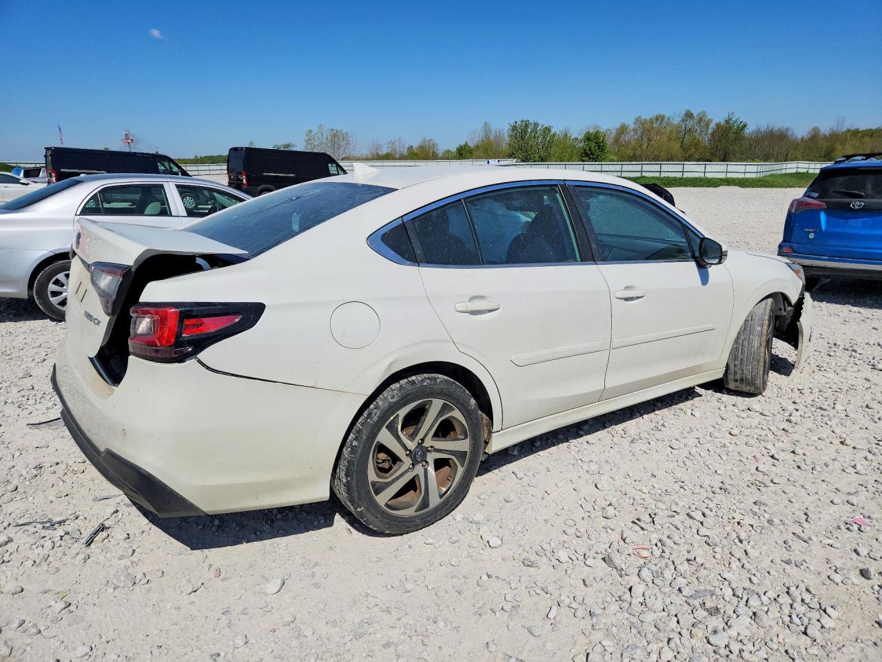 2022 SUBARU Legacy