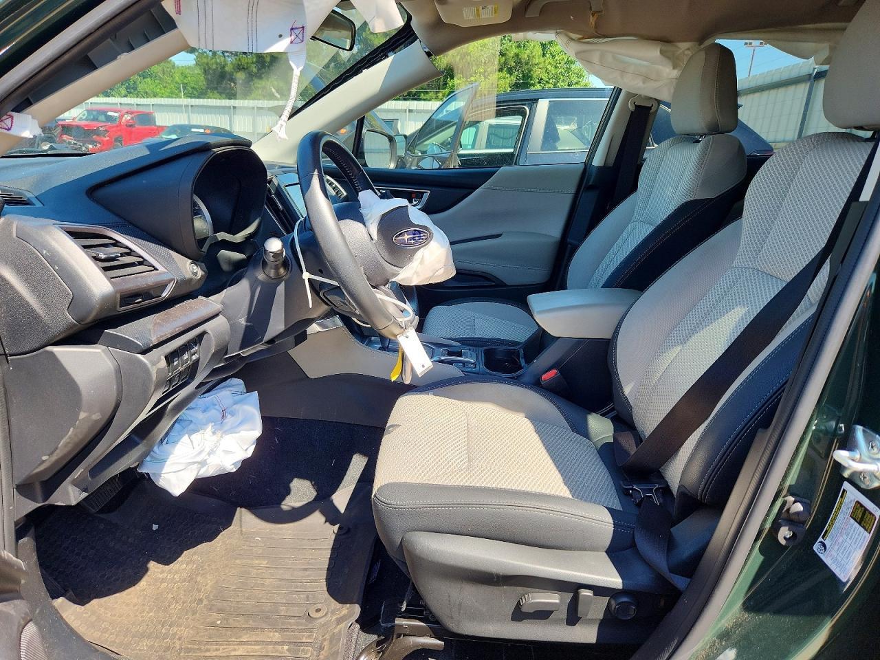2024 SUBARU FORESTER