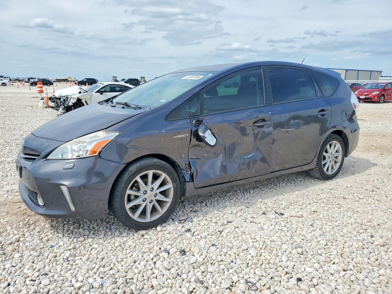 2014 TOYOTA PRIUS V