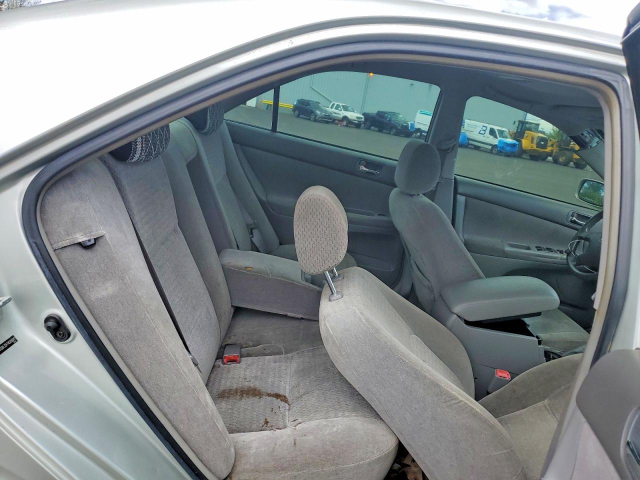 2004 TOYOTA CAMRY
