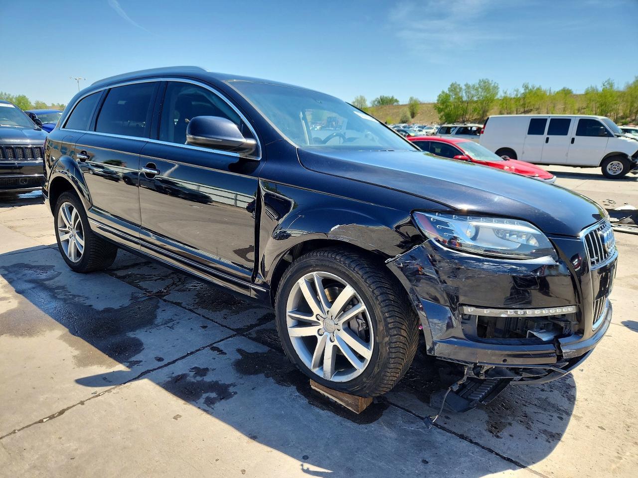 2011 AUDI Q7