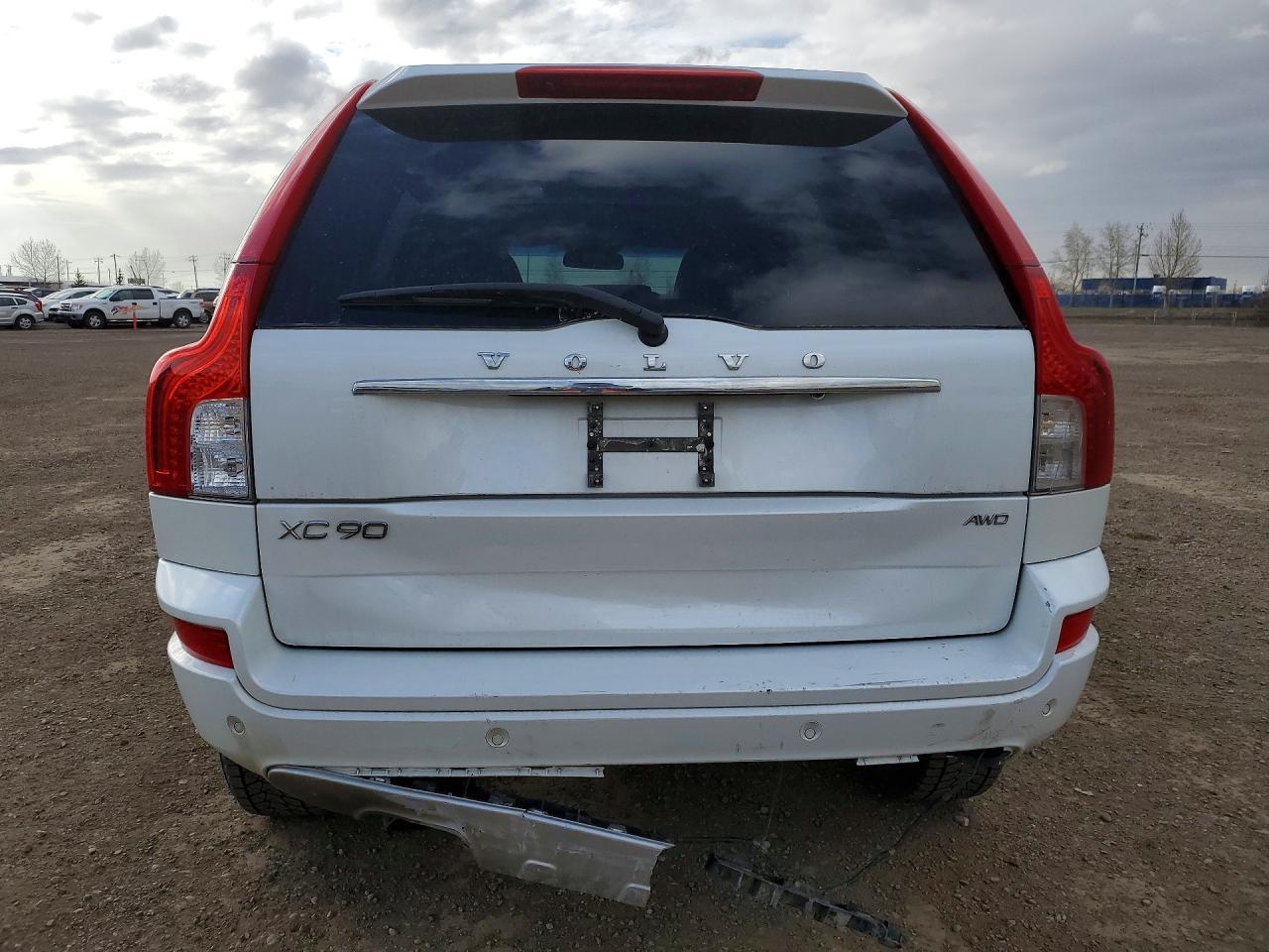 2014 VOLVO XC90