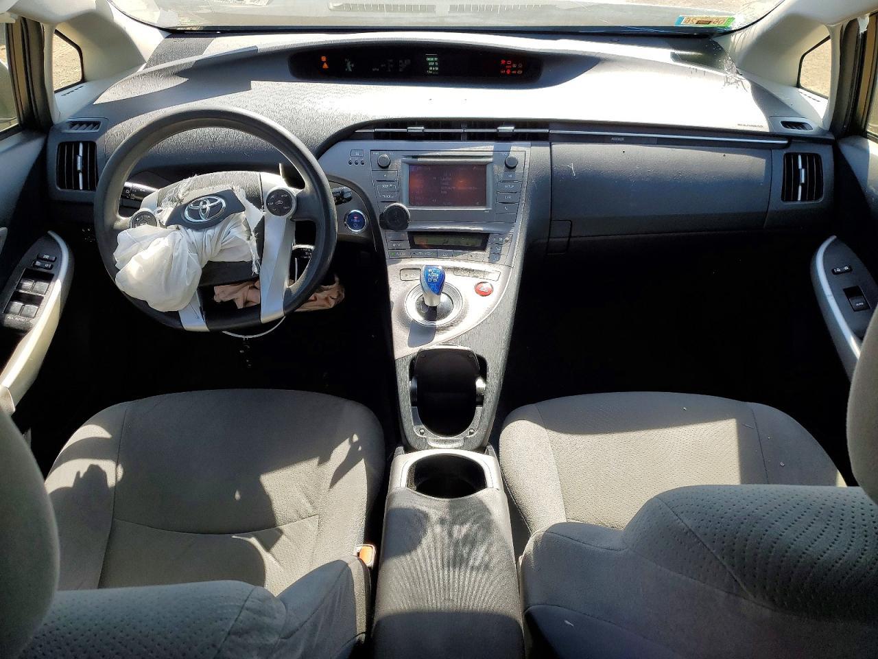 2015 TOYOTA PRIUS