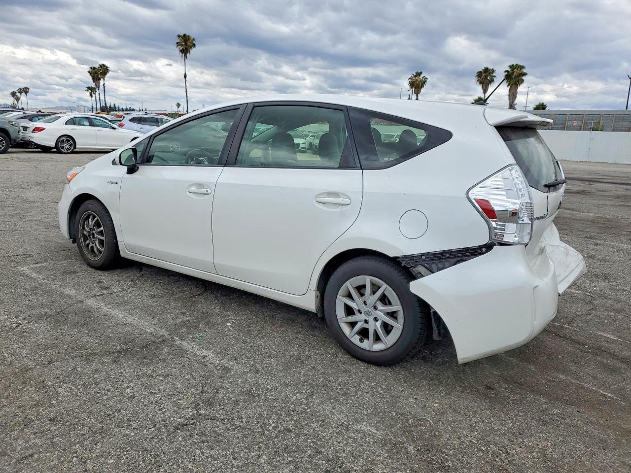 2014 TOYOTA PRIUS V